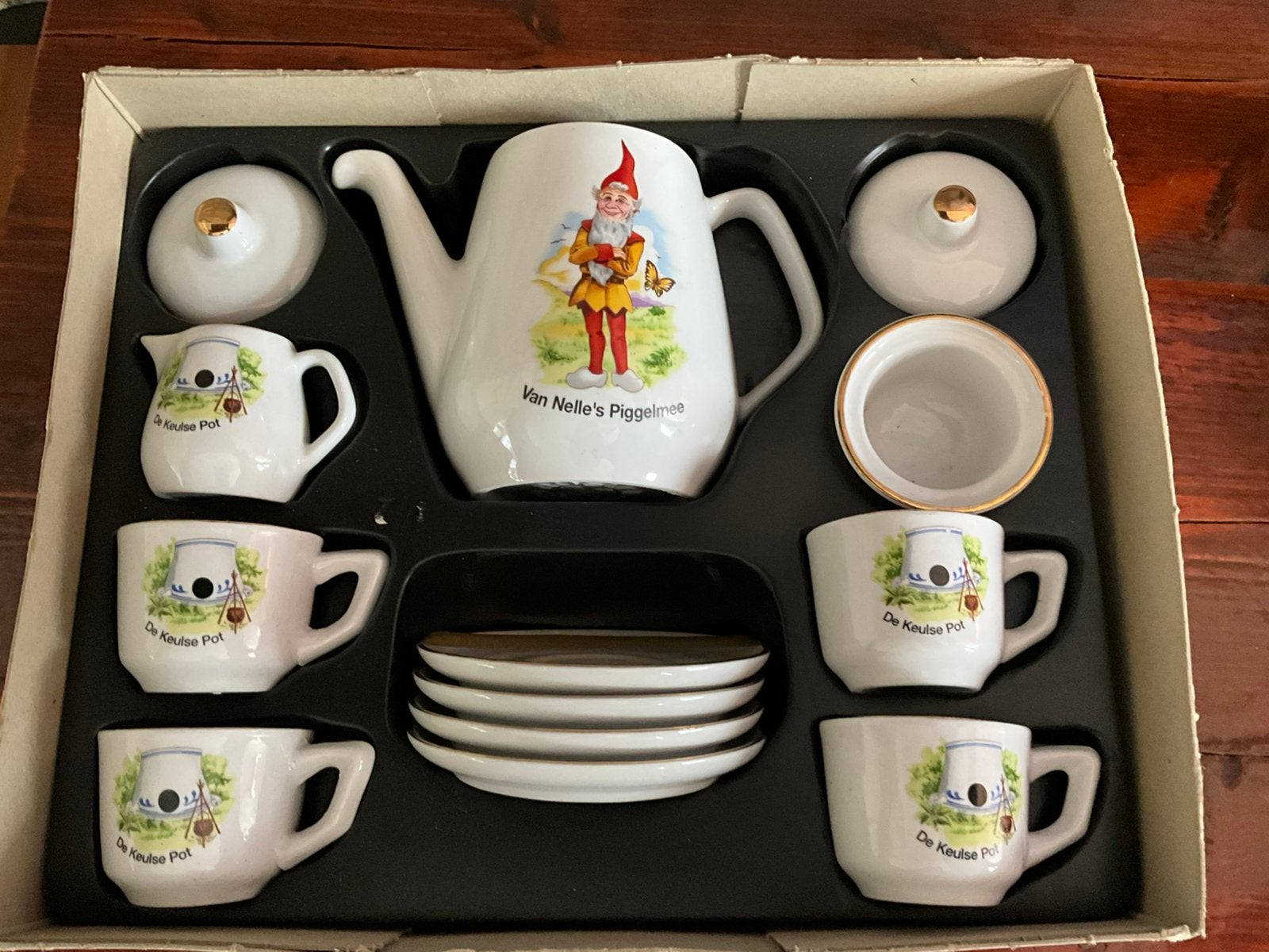 Van Nelle’s Piggelmee miniatuur thee servies. 12-delig, Ophalen of Verzenden
