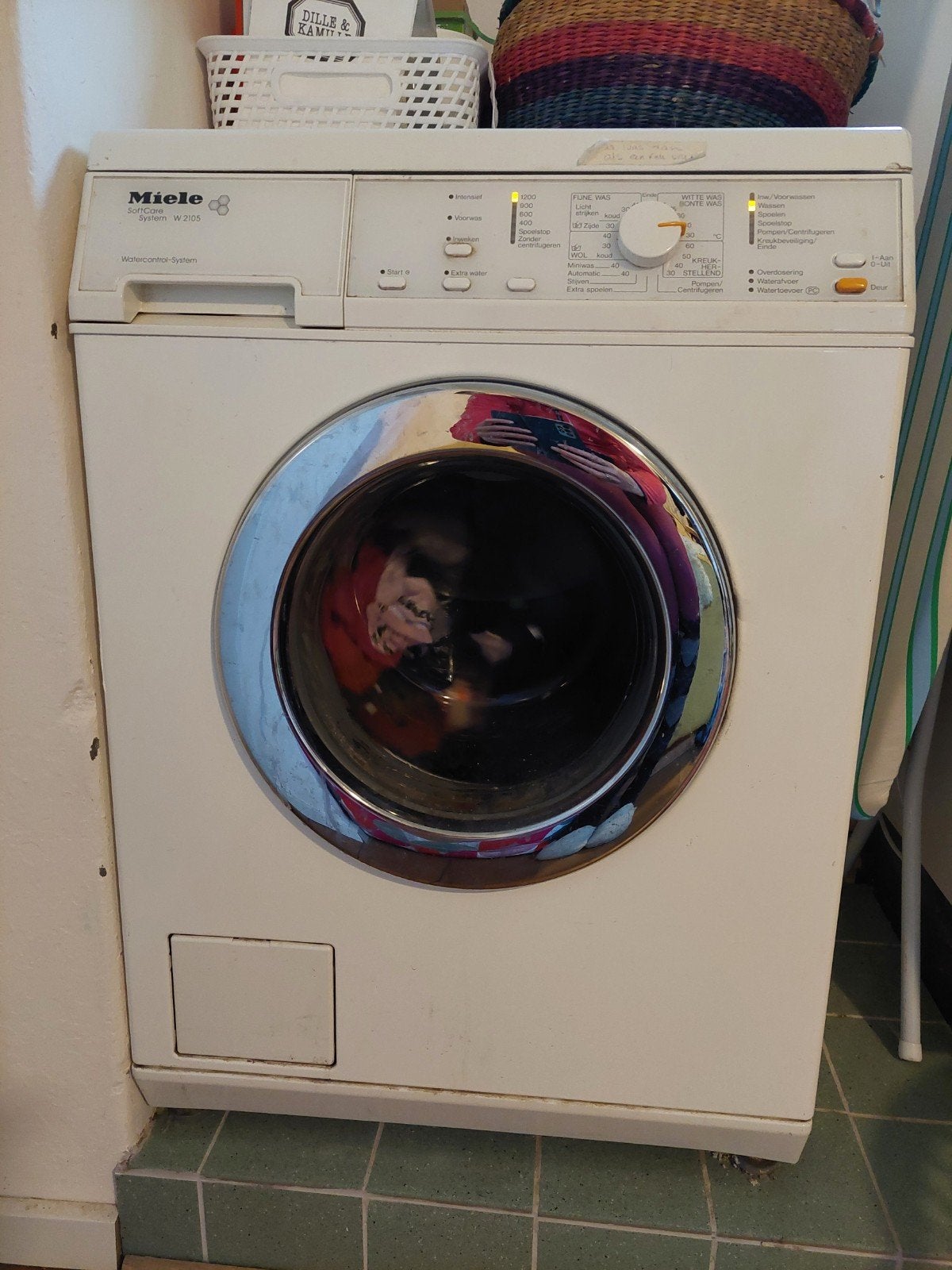 miele wasmachine moet nagekeken worden, Witgoed en Apparatuur, Ophalen, Gebruikt, 1200 tot 1600 toeren, 85 tot 90 cm