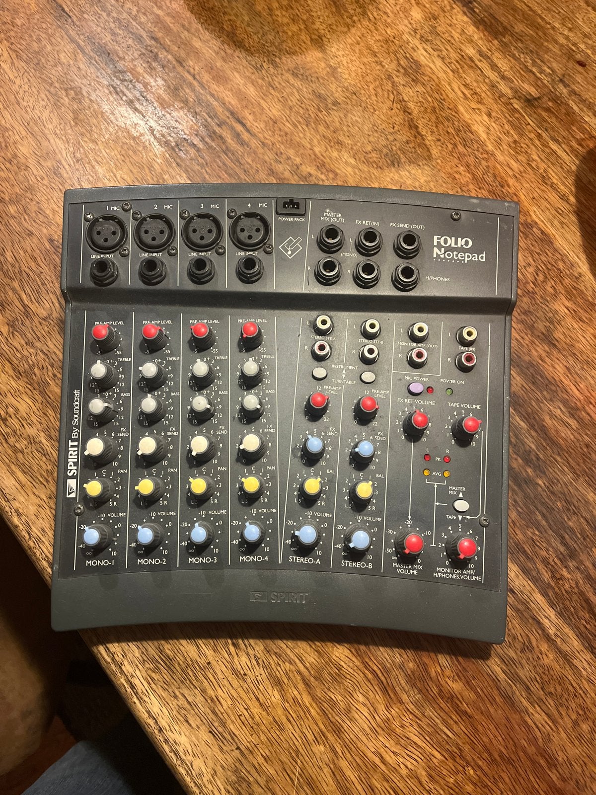 Soundcraft Folio Notepad Mengpaneel - Compacte Mixer, Ophalen of Verzenden, Gebruikt, Minder dan 5 kanalen, Microfooningang