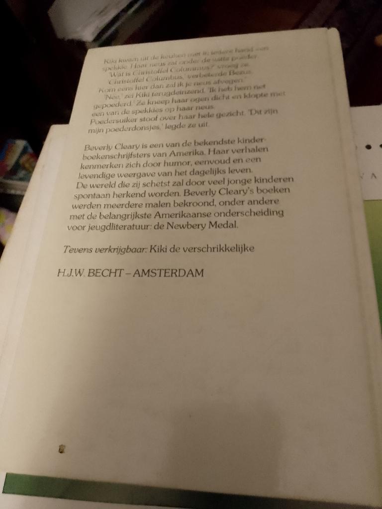boek kiki en bezus   beverly cleary   tek tjong  khing, Ophalen of Verzenden, Zo goed als nieuw, Fictie algemeen