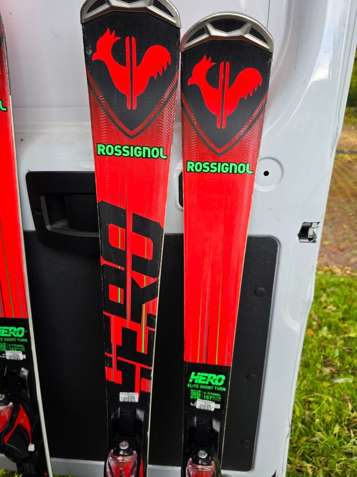 157 rossignol hero st SHORT TURN, 160 tot 180 cm, Rossignol, Ophalen of Verzenden, Zo goed als nieuw