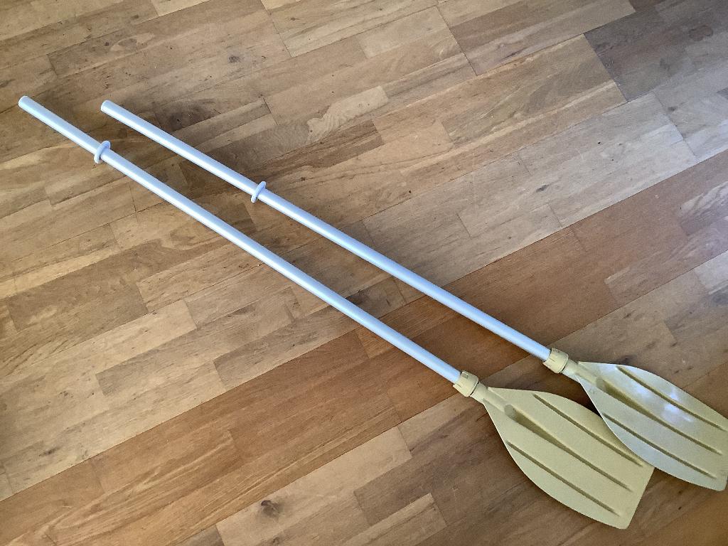 2 aluminium peddels, 135 cm., Ophalen, Gebruikt