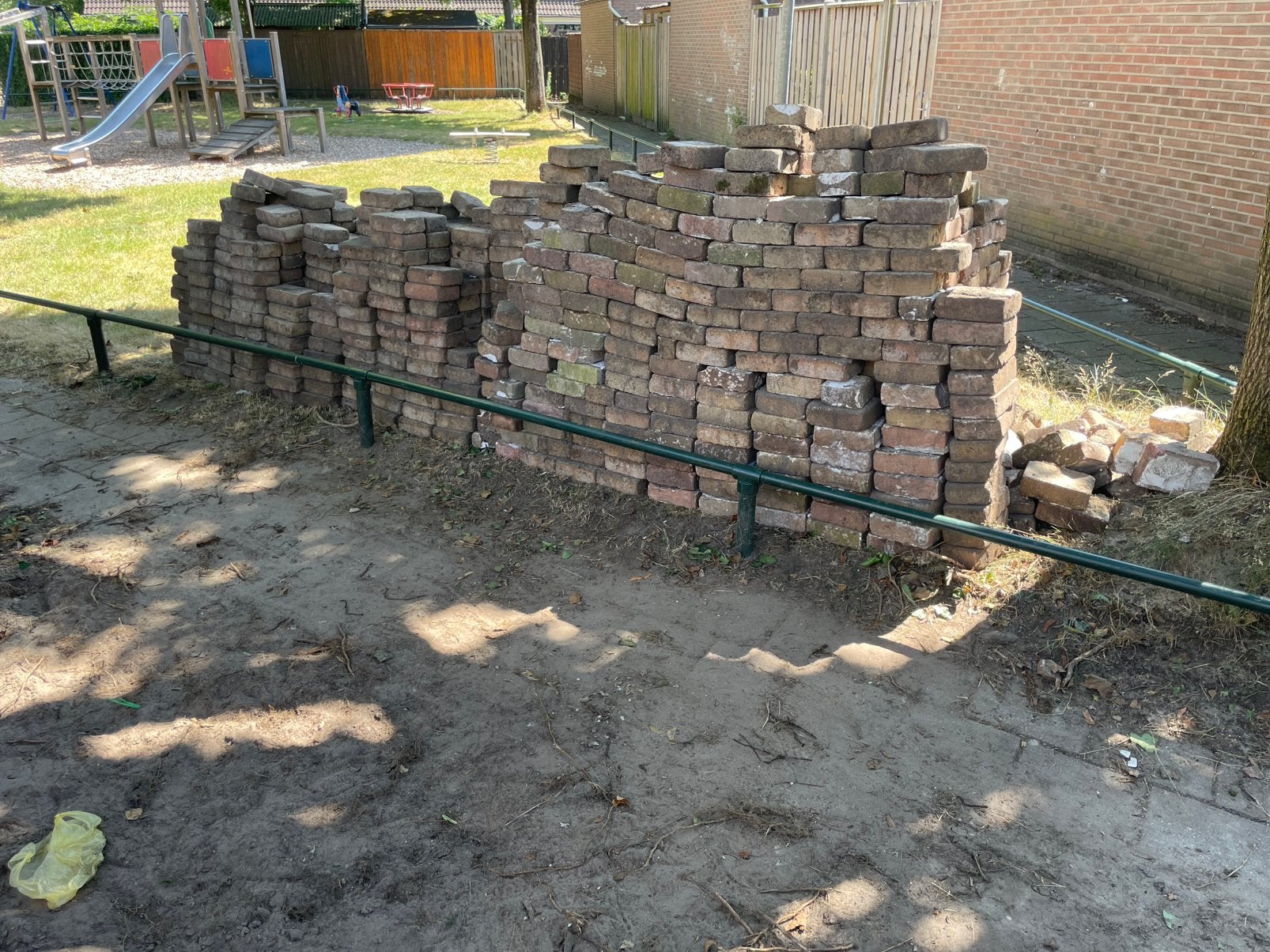 Tuinstenen, Ophalen, Zo goed als nieuw, IJzer