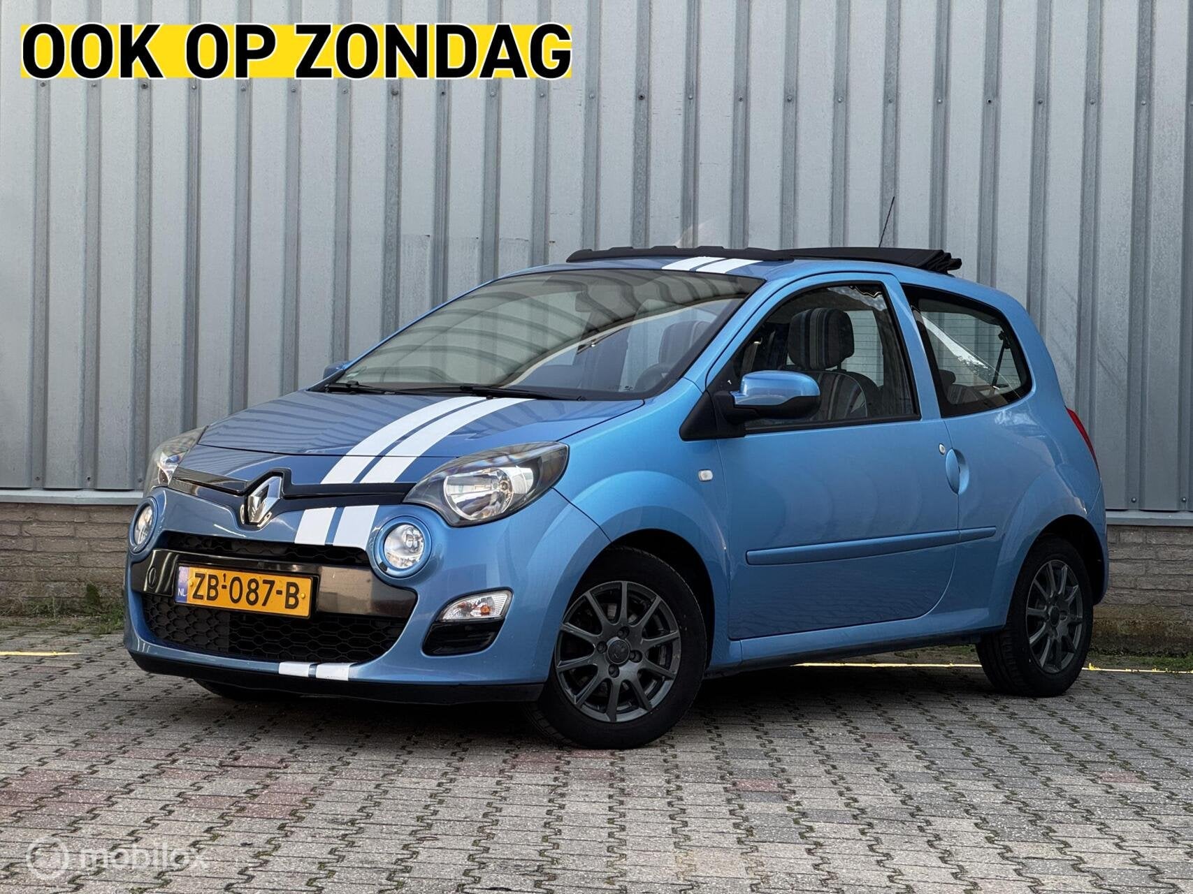 Renault Twingo 1.2 16V | Vouwdak | Airco | Cruise | BT, Voorwielaandrijving, Euro 5, Zwart, 4 cilinders