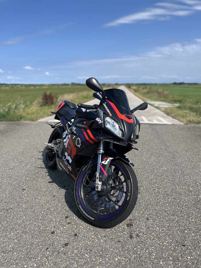 Aprilia RS 50 (77cc), Fietsen en Brommers, Brommers | Overige merken, Maximaal 45 km/u, Ophalen