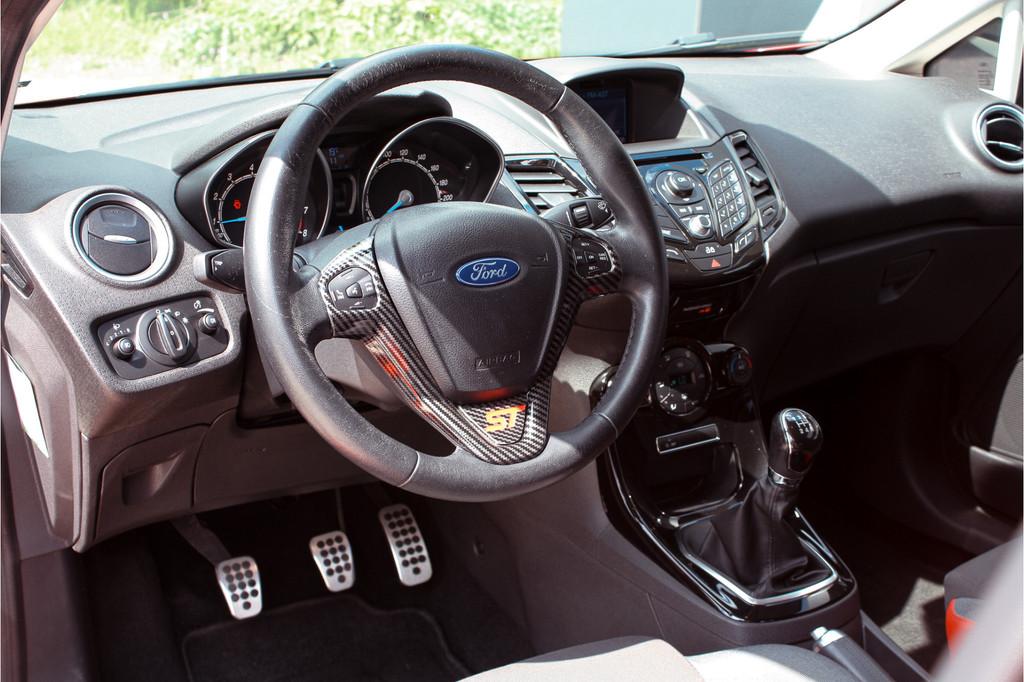 Ford Fiesta 1.0 EcoBoost Sport ST-Line 125PK | 17" | NL Auto, Auto's, Voorwielaandrijving, Euro 5, Met garantie (alle), 23 km/l