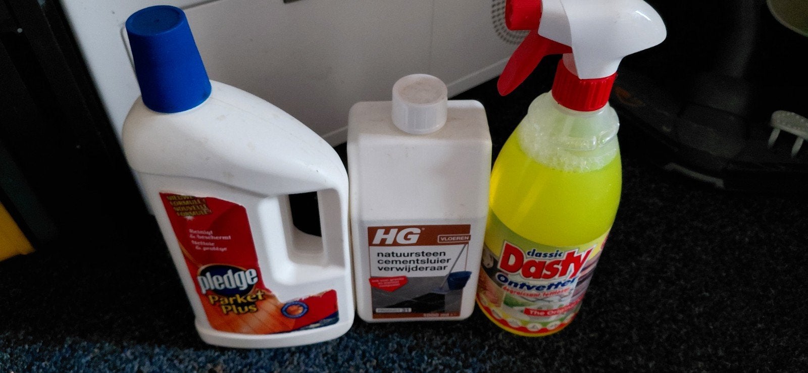 Bieden: diverse schoonmaakartikelen, Ophalen