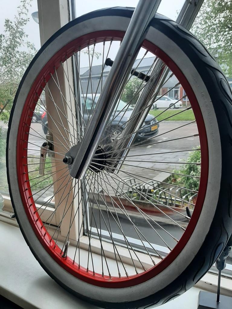 Custom rode wielen 26inch + whitewall, Ophalen of Verzenden, Zo goed als nieuw