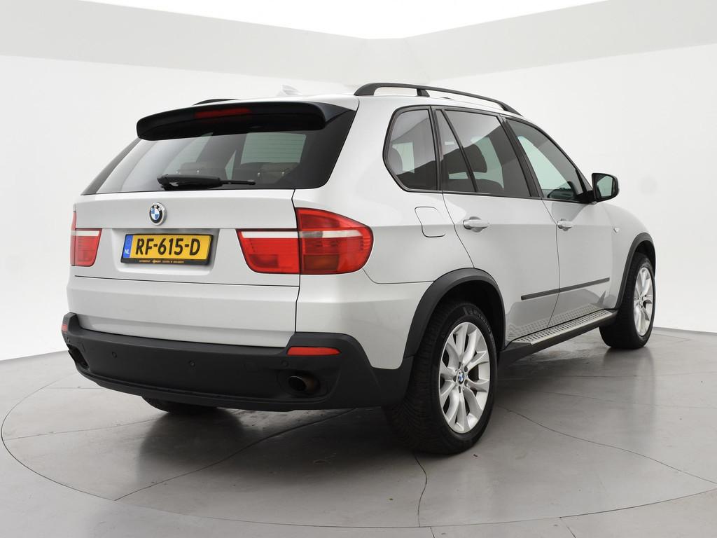 BMW X5 xDrive30i 7-PERSOONS + PANORAMA | STOELVENTILATIE | T, Auto's, BMW, Gebruikt, X5, 7 stoelen, 2996 cc