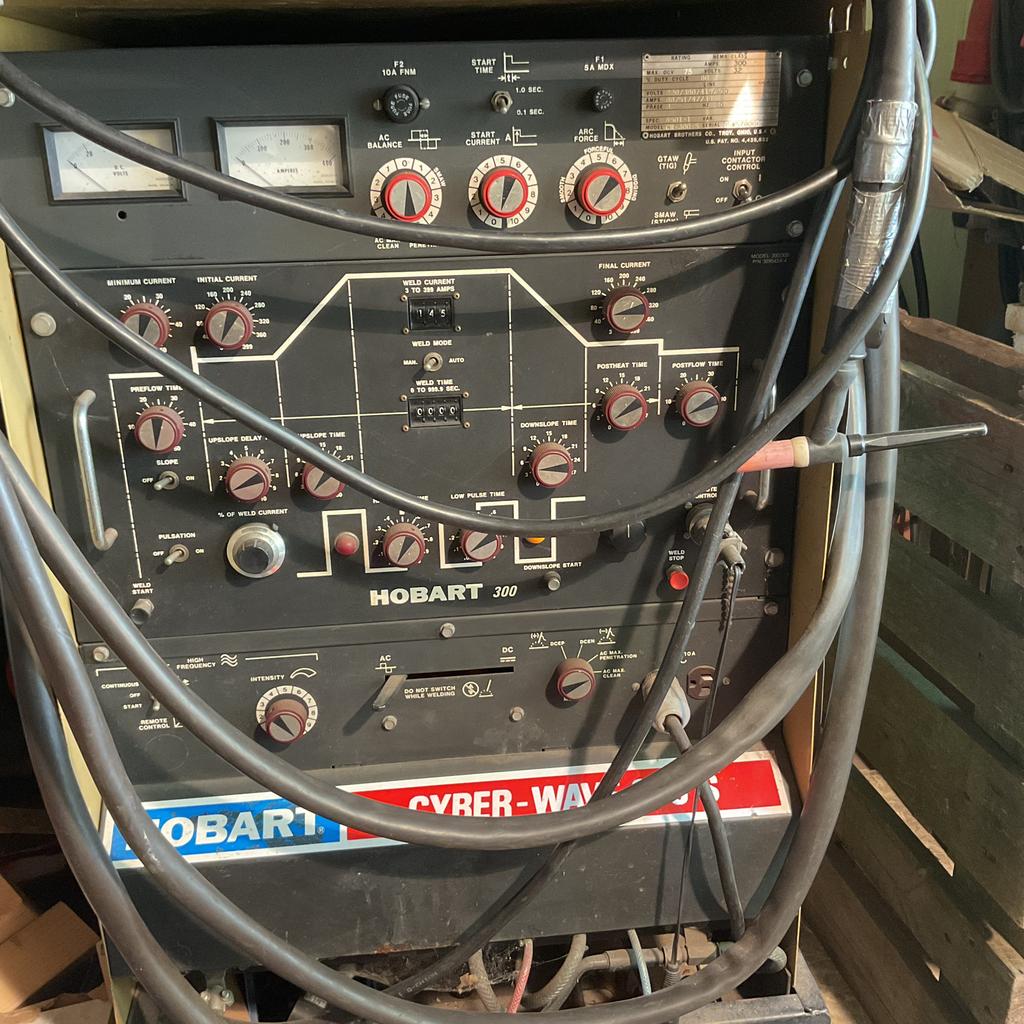 Hobart Cyberwave S300 400 Volt  Tig, Elektr: Watergekoeld., Ophalen of Verzenden, 250 ampère of meer, Tig