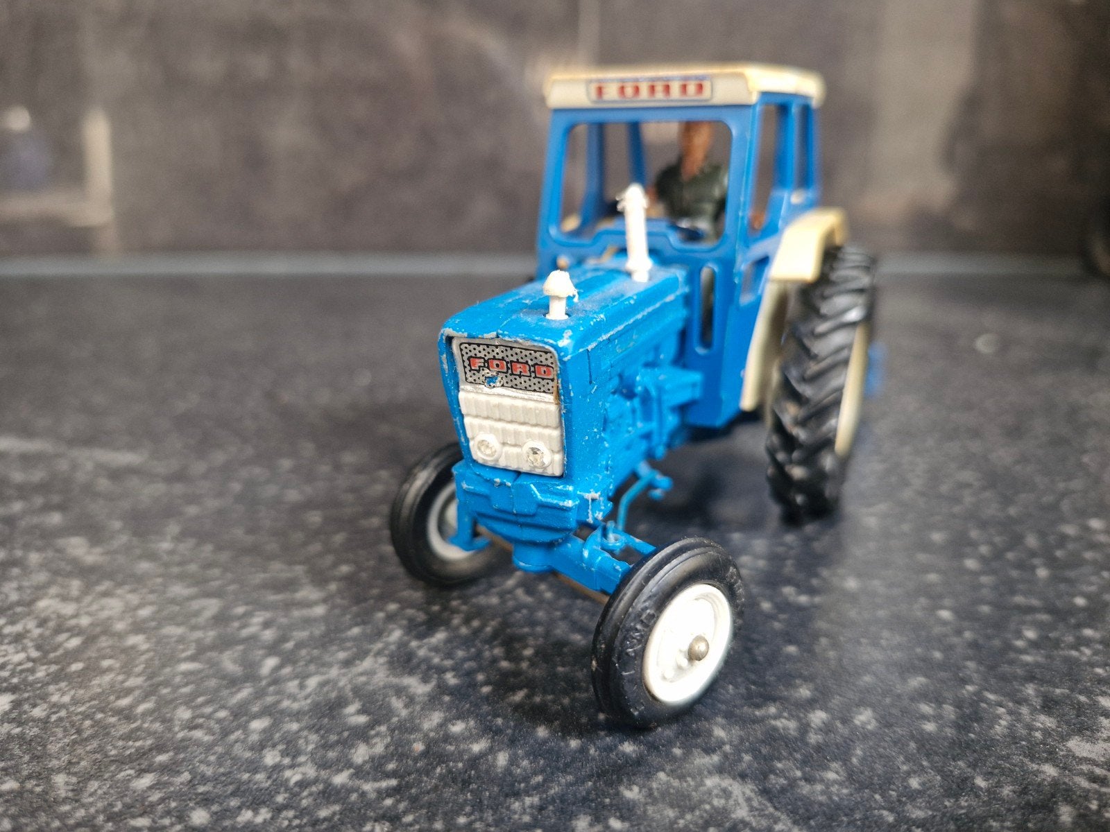 Britains Ford 6600 Tractor met Landbouwwals (9542 & 9533), Ophalen of Verzenden, Gebruikt, Tractor of Landbouw, Britains