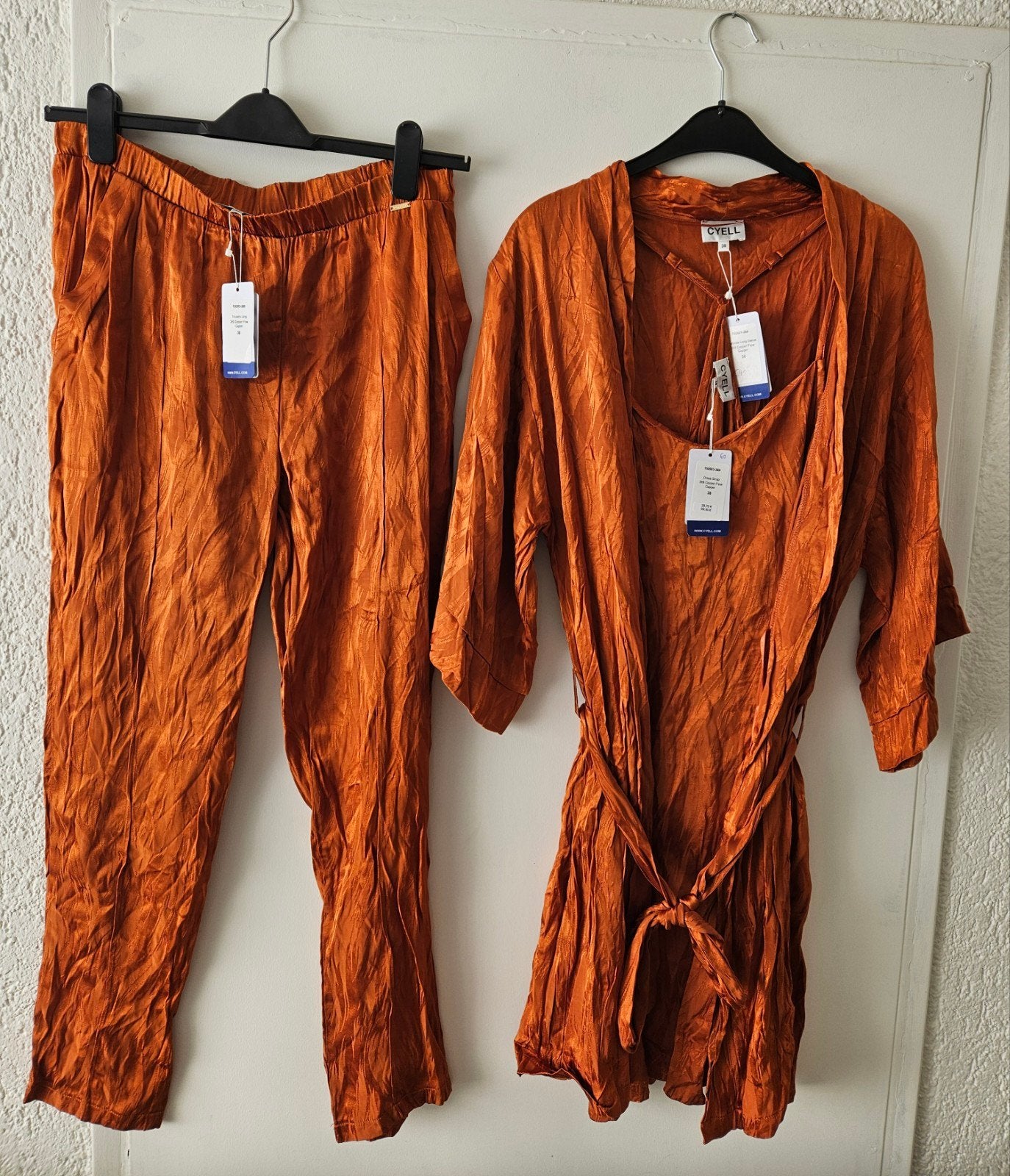 Cyell pyjama set koperkleurig - broek, top en kimono, Cyell, Ophalen of Verzenden, Nieuw, Maat 38/40 (M)