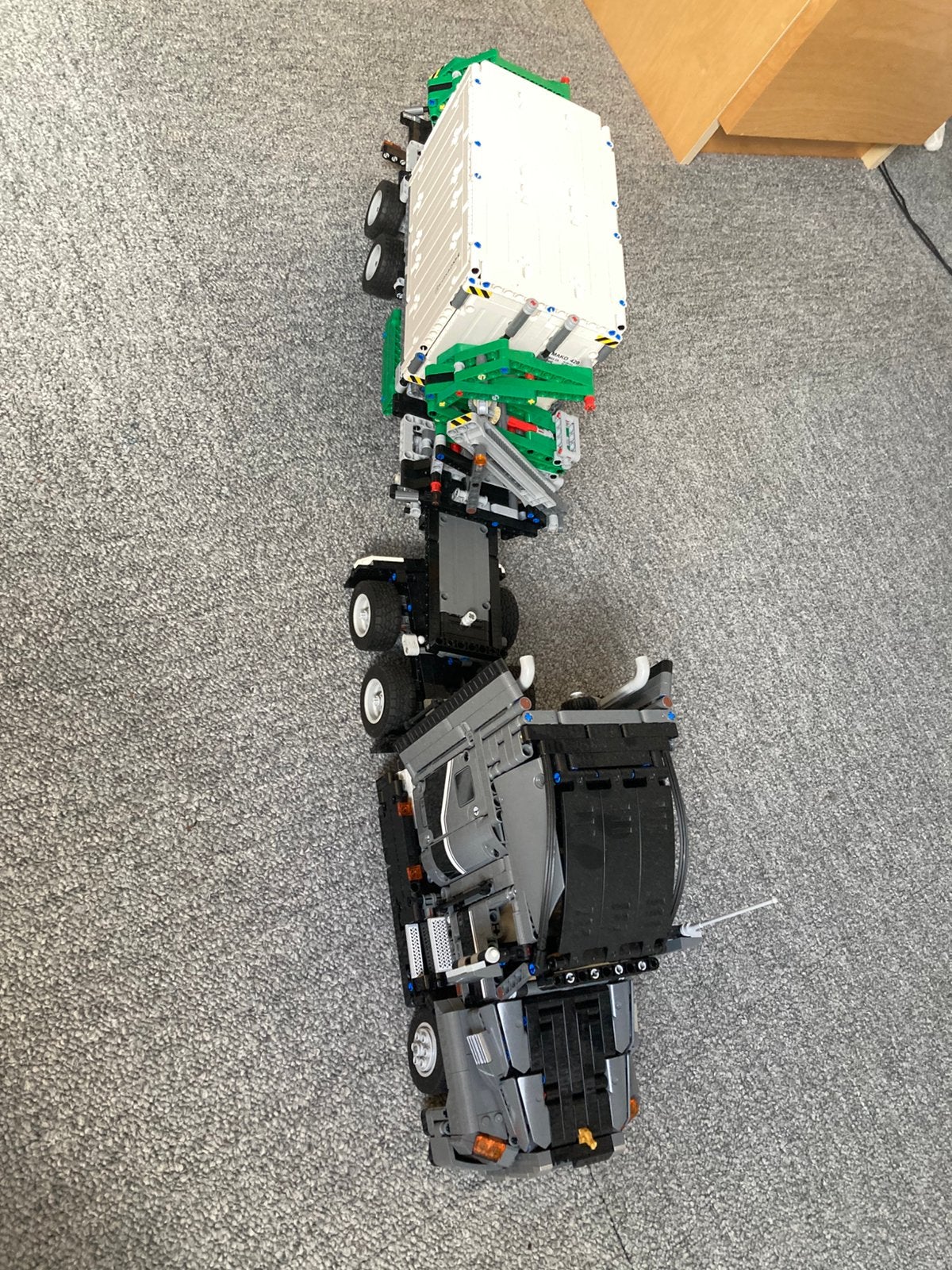 Lego technic vrachtwagen / vuilniswagen , Mack Anthem, Ophalen, Lego, Zo goed als nieuw, Complete set