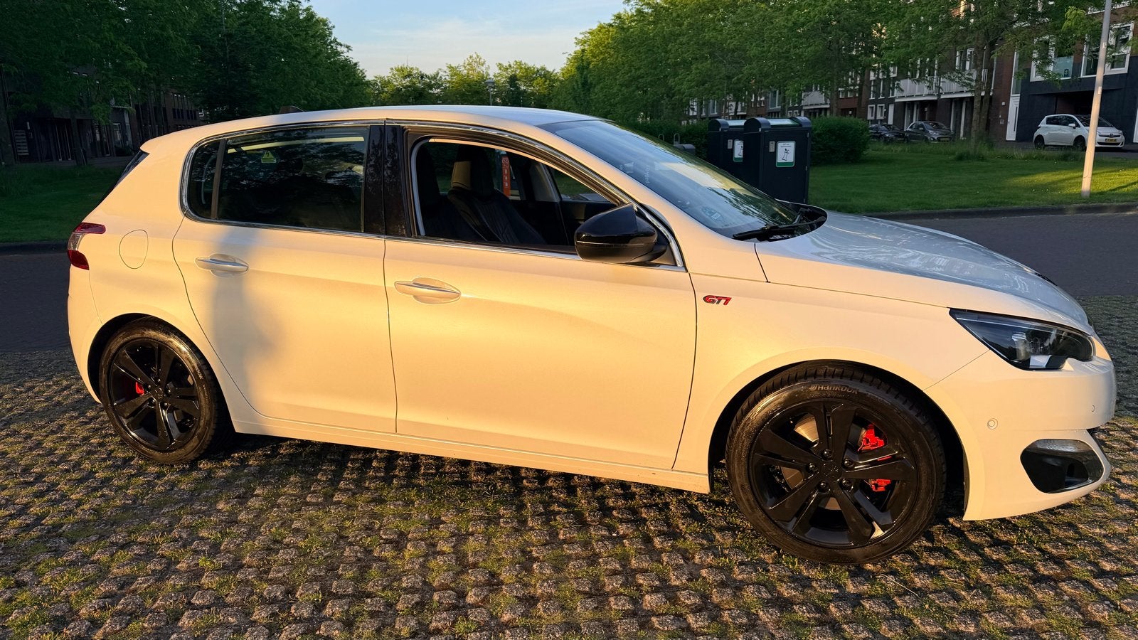 Peugeot 308 1.6 THP VOL OPTIE ️️, Auto's, Zwart, Handgeschakeld, Particulier, Dealer onderhouden
