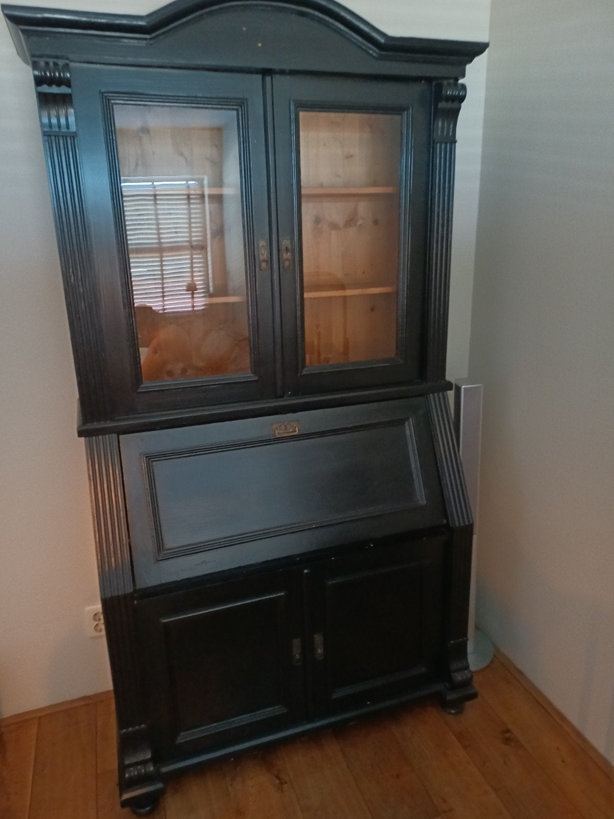 buffetkast, Ophalen, Gebruikt, 200 cm of meer, Met deur(en)