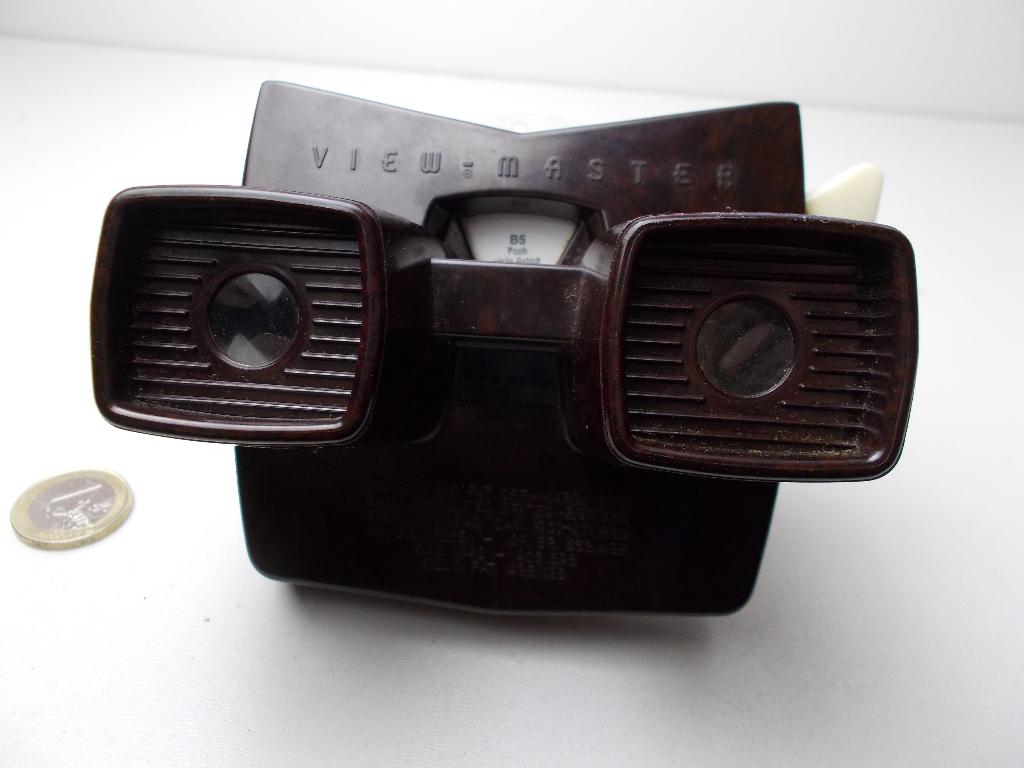 BAKELIETEN VIEWMASTER + 1 SCHIJFJE. (Werkt perfect!) -B-., Ophalen of Verzenden