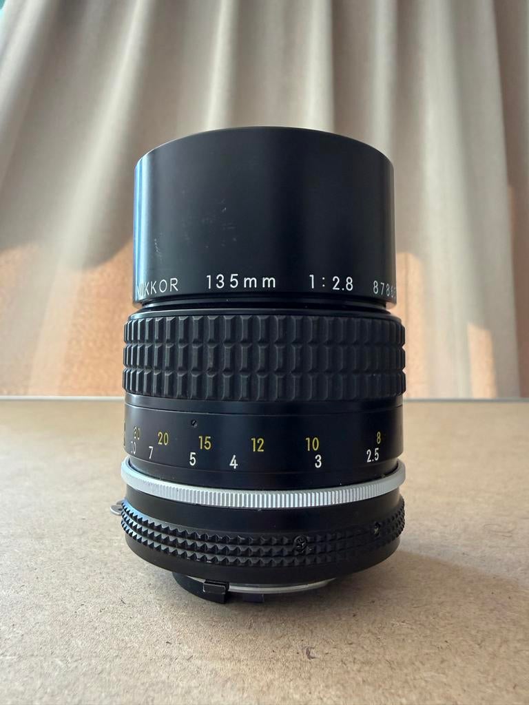 Nikon Ai 135mm f/2.8 Telelens - Vintage Handmatige Focus, Audio, Tv en Foto, Fotografie | Lenzen en Objectieven, Ophalen of Verzenden