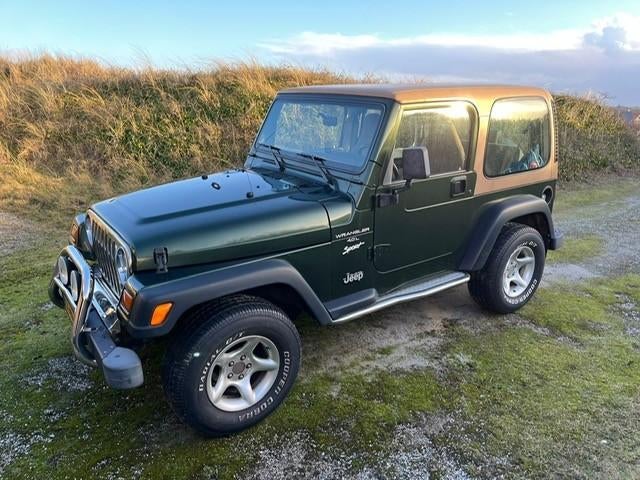 Jeep Wrangler 4.0 I 130KW Hard en Soft Top 1998 Groen, 450 kg, Beige, Leder en Stof, 1125 kg