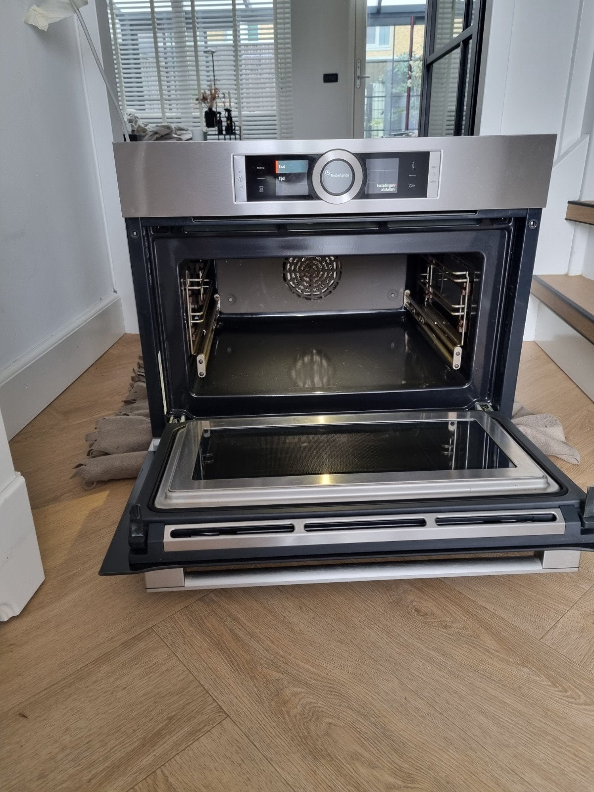 Luxe Bosch combi oven magnetron serie 8, Ophalen, Combimagnetron, 60 cm of meer, Zo goed als nieuw