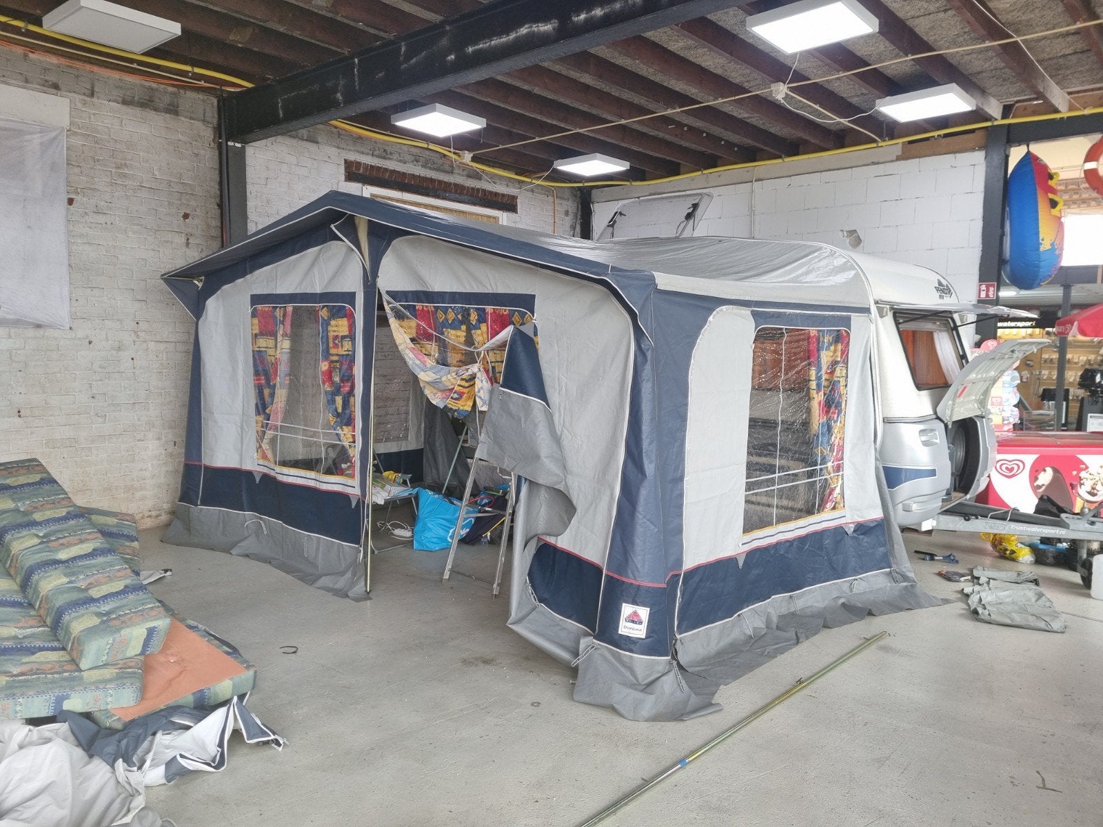 Fendt Saphir Caravan met voortent incl. winterstalling, Bedrijf, Treinzit, 750 - 1000 kg, Fendt