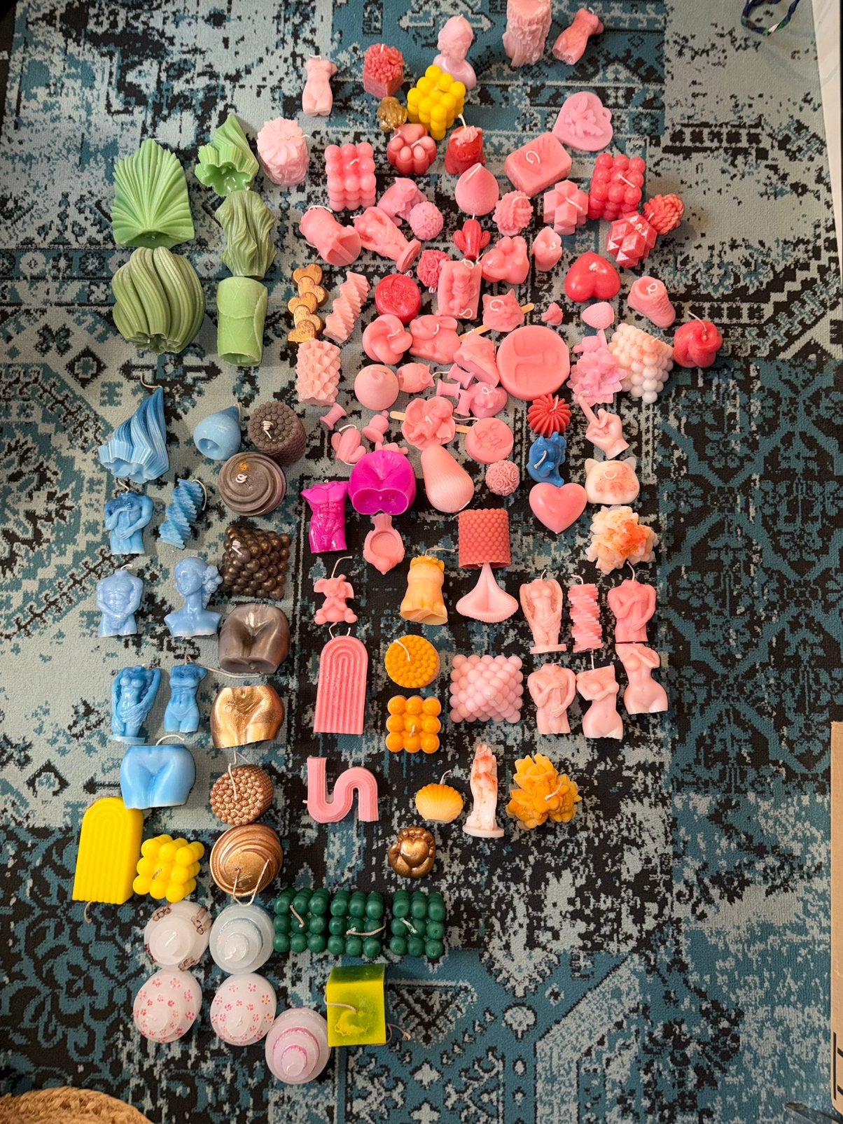 100+ Handgemaakte Decoratieve Kaarsen- Handmade Candles, Huis en Inrichting, Overige materialen, Meerkleurig, Overige merken, Ophalen of Verzenden
