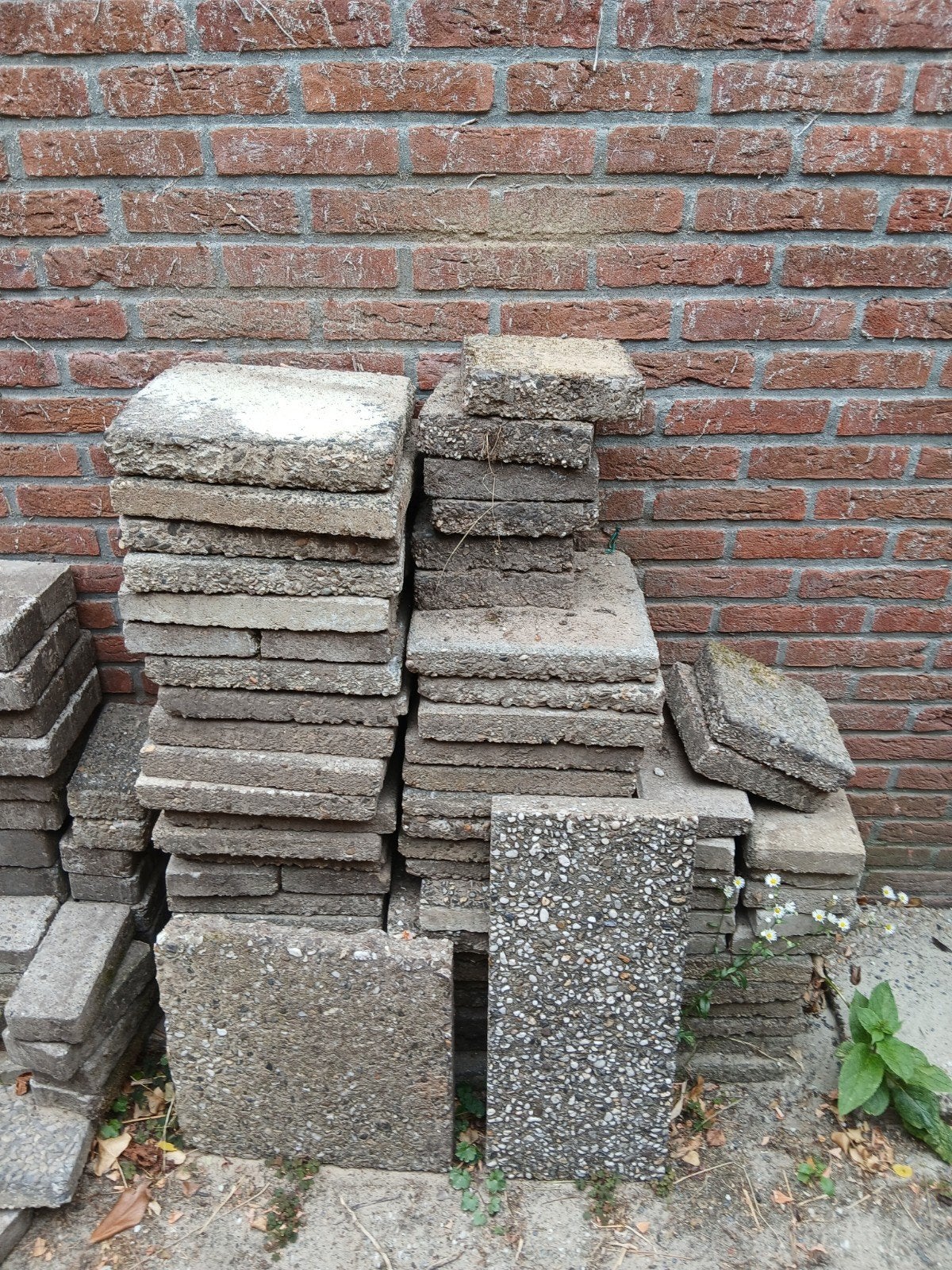 Gratis terrastegels, ca. 15m2 (ook deel af te nemen), Tuin en Terras, Ophalen, Gebruikt, 10 m² of meer, Grind