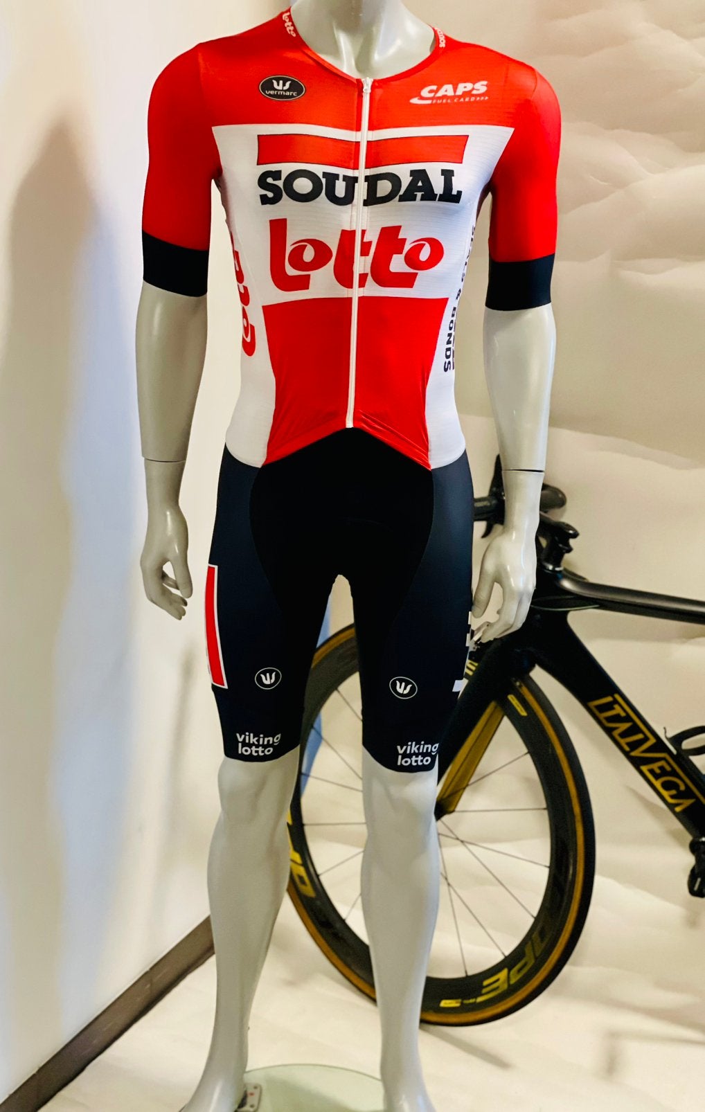 Wielrenkleding wielrenpak snelpak koerspak speedsuit maat M, Fietsen en Brommers, Fietsaccessoires | Fietskleding, Ophalen of Verzenden
