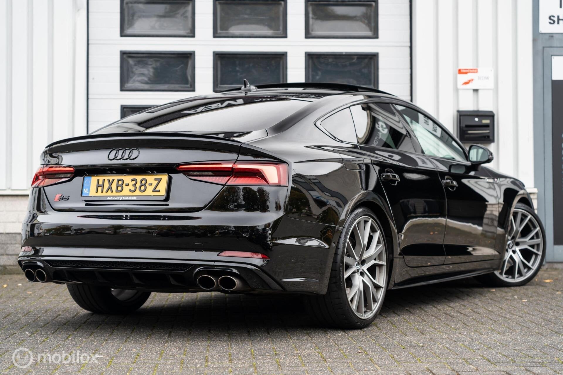 Audi S5 3.0 TFSI S5 quattro PANO B&O HUD KUIP MATRIX KEYLES, Auto's, Automaat, Dealer onderhouden, Gebruikt, Euro 6