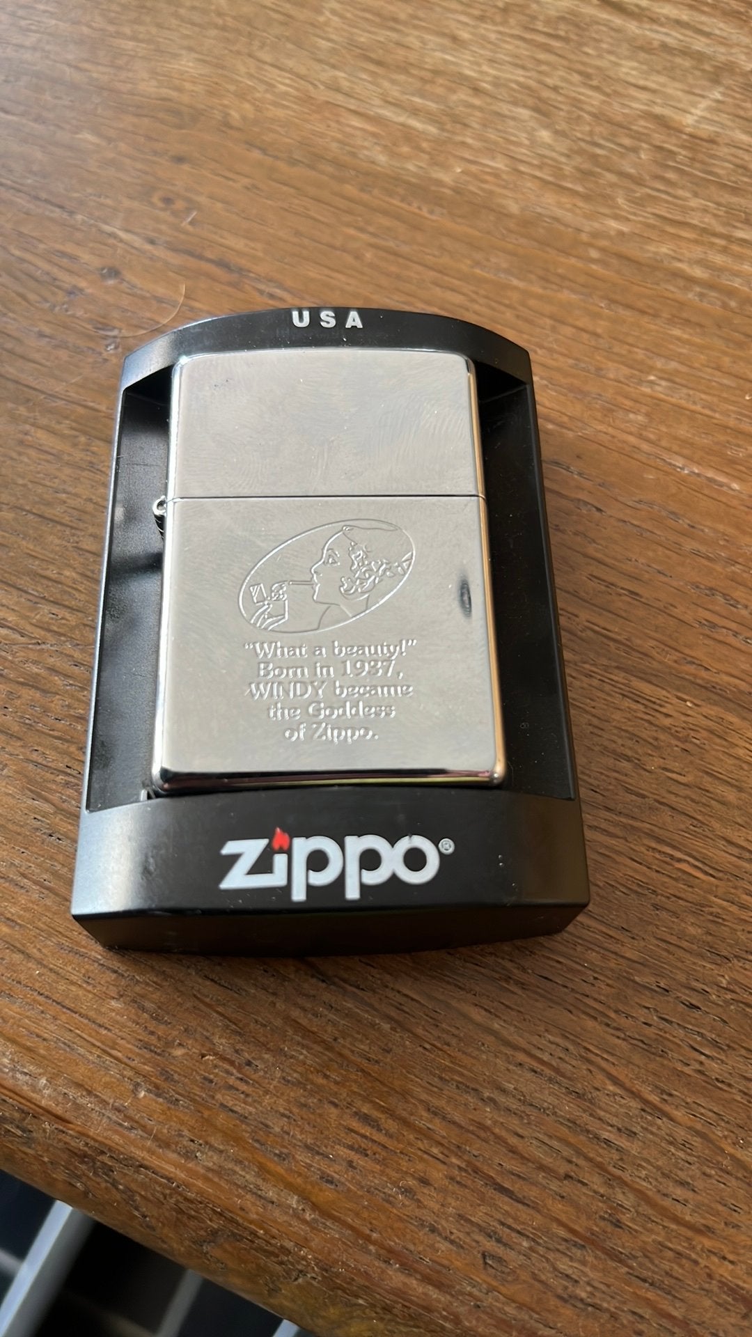 Originele Zippo aansteker nooit gebruikt “ Windy”, Ophalen of Verzenden, Nieuw, Aansteker