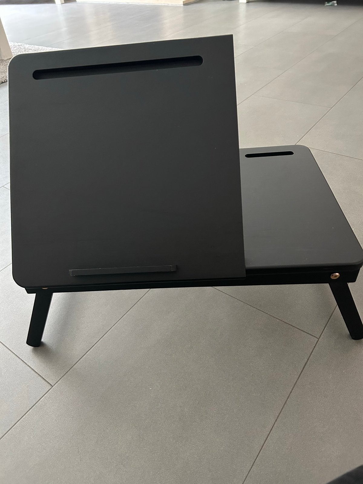 Verstelbaar Laptoptafeltje - Zwart, Ophalen, Minder dan 45 cm, Nieuw, 55 tot 75 cm