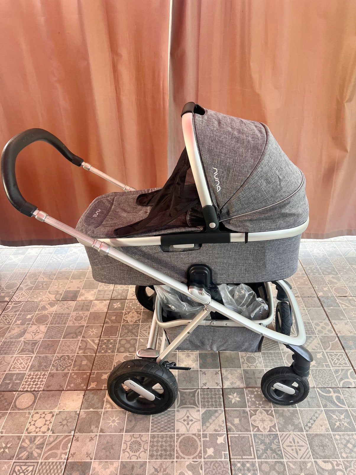 Nuna kinderwagen, hele nette conditie, Kinderen en Baby's, Kinderwagens en Combinaties, Ophalen, Gebruikt, Overige merken