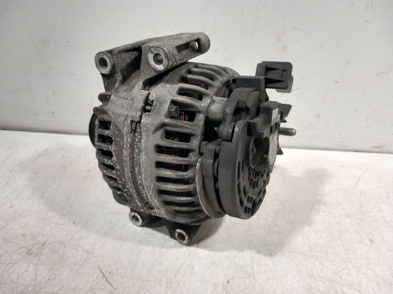 Dynamo Mercedes-Benz C-Klasse, Onderdelen@venauto.nl, Van der Ven Autorecycling B.V., Gebruikt, Ettenseweg 76, 4706 PB Roosendaal, The Netherlands