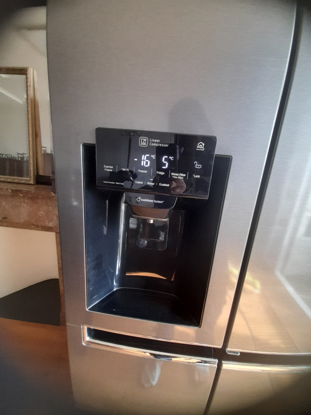 LG Koel- en Vriescombinatie Side-by-Side met IJsdispenser, Witgoed en Apparatuur, 200 liter of meer, 60 cm of meer, Met aparte vriezer