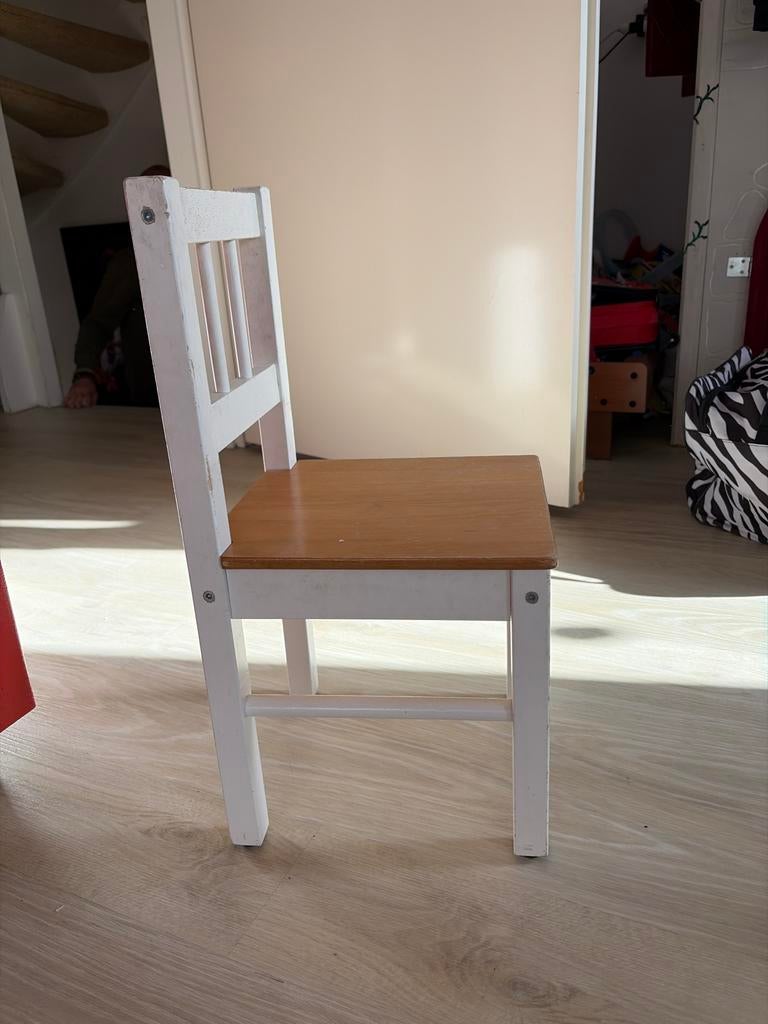 IKEA kleuterstoel, wit met hout, Ophalen of Verzenden, Gebruikt, Stoel(en)