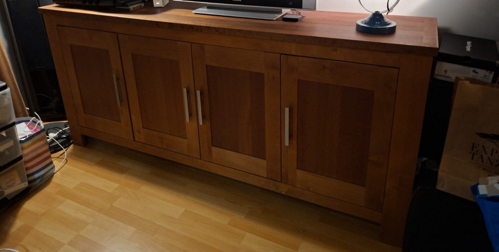 Massief houten dressoir met 4 deuren, Gebruikt, 150 tot 200 cm, Ophalen of Verzenden, Minder dan 100 cm