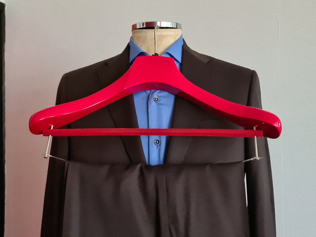 4 delige  Kostuummet 2 BruineGilet witteGilet Corneliani 94, Corneliani, Bruin, Verzenden, Nieuw