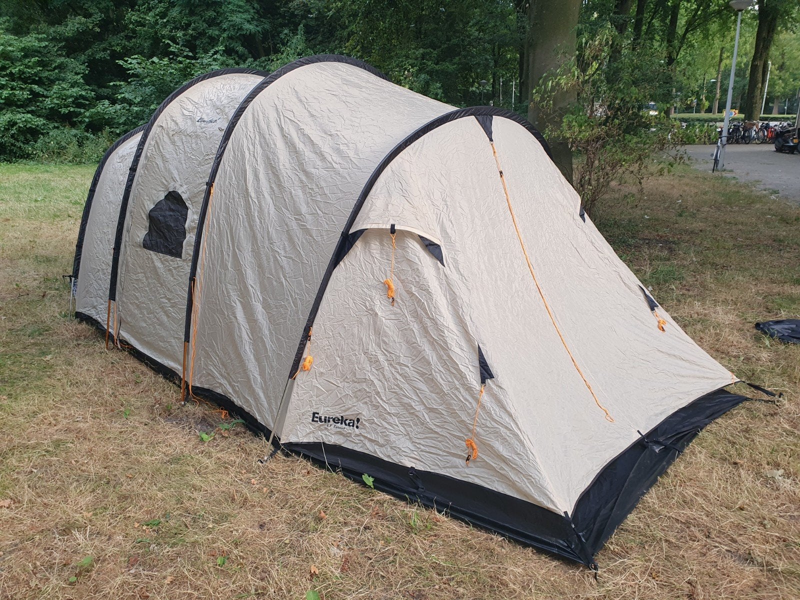 Eureka! EF Tunnel tent 4-persoons - Zo goed als nieuw, Ophalen of Verzenden, Zo goed als nieuw