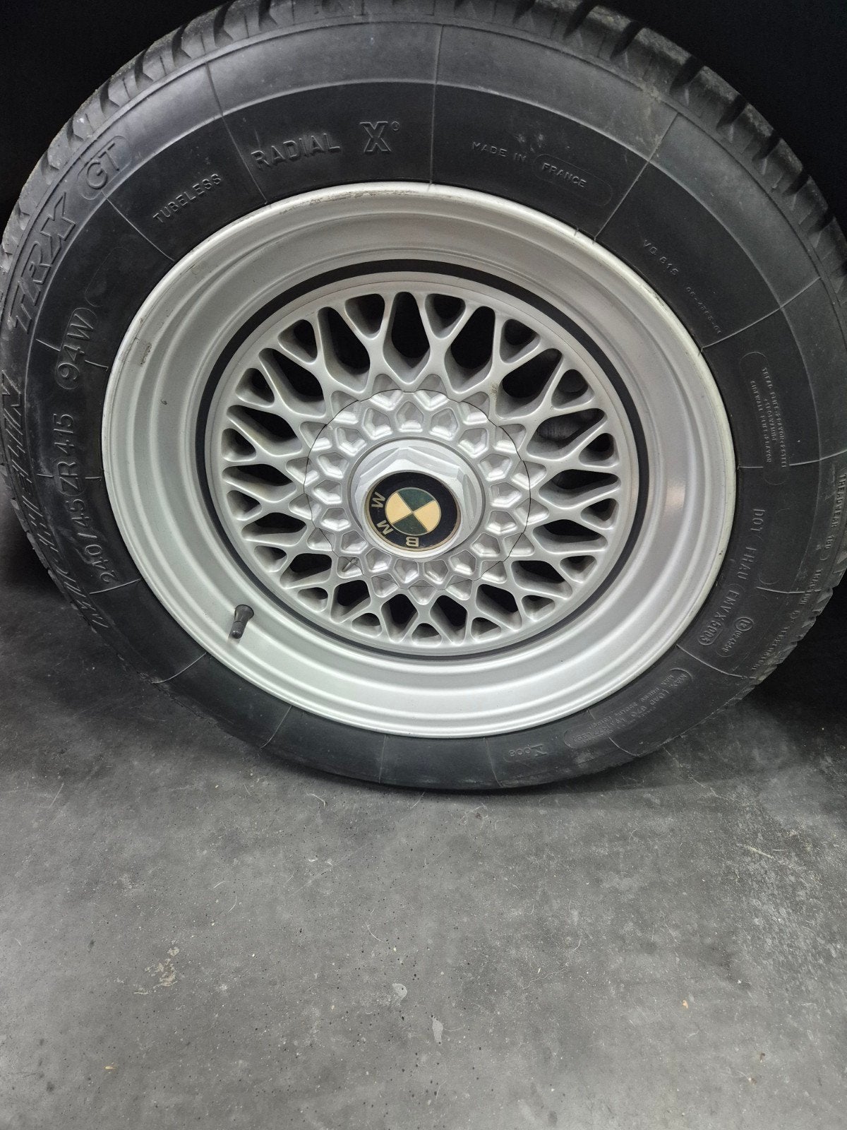 BMW velgen met banden - 15 inch, Auto-onderdelen, Gebruikt, 15 inch, Banden en Velgen, Ophalen of Verzenden