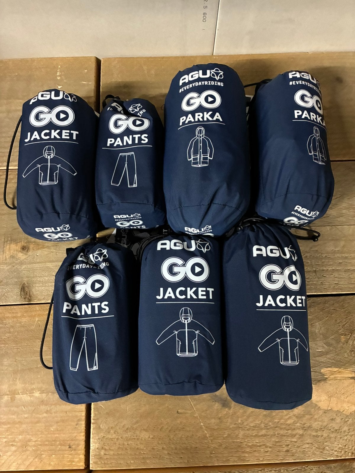 Regen jassen en broeken Agu 50€ en Anuy 30€, 2712la, Regen jassen en broeken, Ophalen of Verzenden, Info@gewoonfietsen.nl