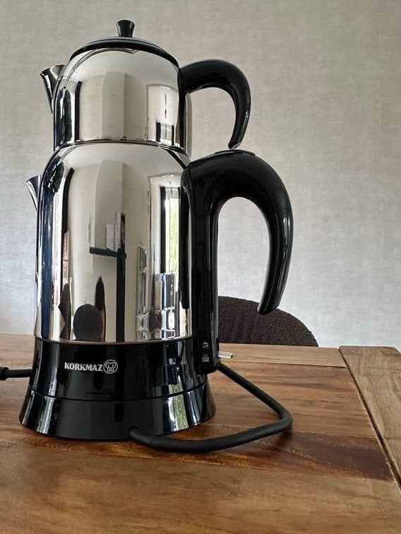 Korkmaz Turkse theemaker / theepot - Gebruikt, goede staat, Gebruikt, Overige modellen, Overige typen, 10 kopjes of meer
