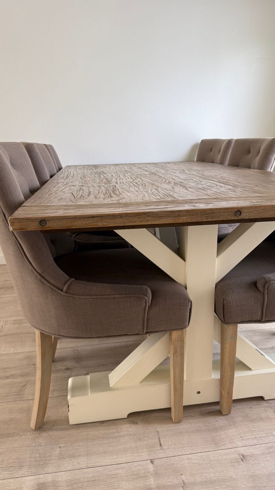 Landelijke inrichting: bank, salon- en eettafel + 6 stoelen, Ophalen, Zo goed als nieuw, Vijf personen of meer, 200 cm of meer