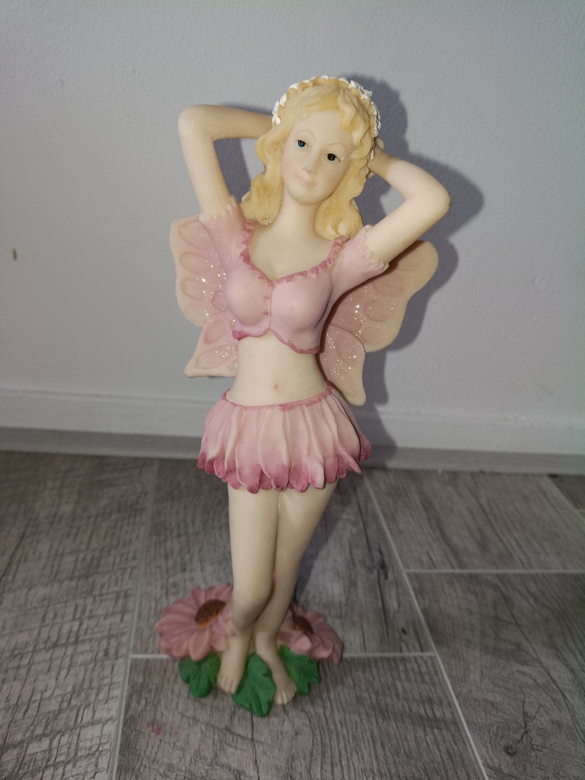 Mooie decoratieve elvenbeeldje met roze vleugels, Verzamelen, Ophalen, Zo goed als nieuw, Fantasy