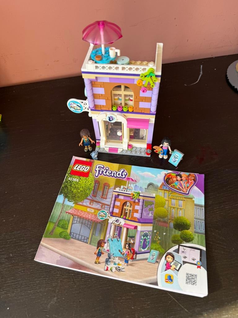 Emma's kunstatelier 41365 lego friends, Kinderen en Baby's, Speelgoed | Duplo en Lego, Ophalen of Verzenden, Zo goed als nieuw