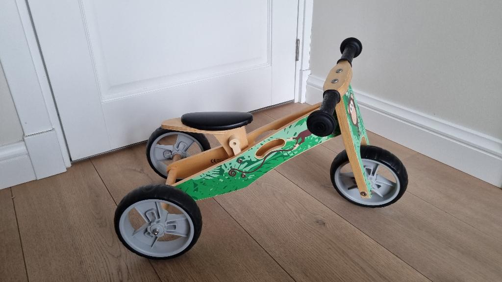 Houten driewieler / loopfiets tot 2 jaar, Ophalen, Zo goed als nieuw, Loopfiets