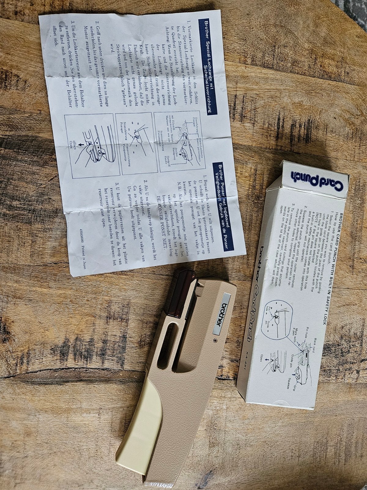 Brother Card Punch KA-451 voor ponskaarten breimachine, Hobby en Vrije tijd, Ophalen of Verzenden, Zo goed als nieuw, Breien, Machine