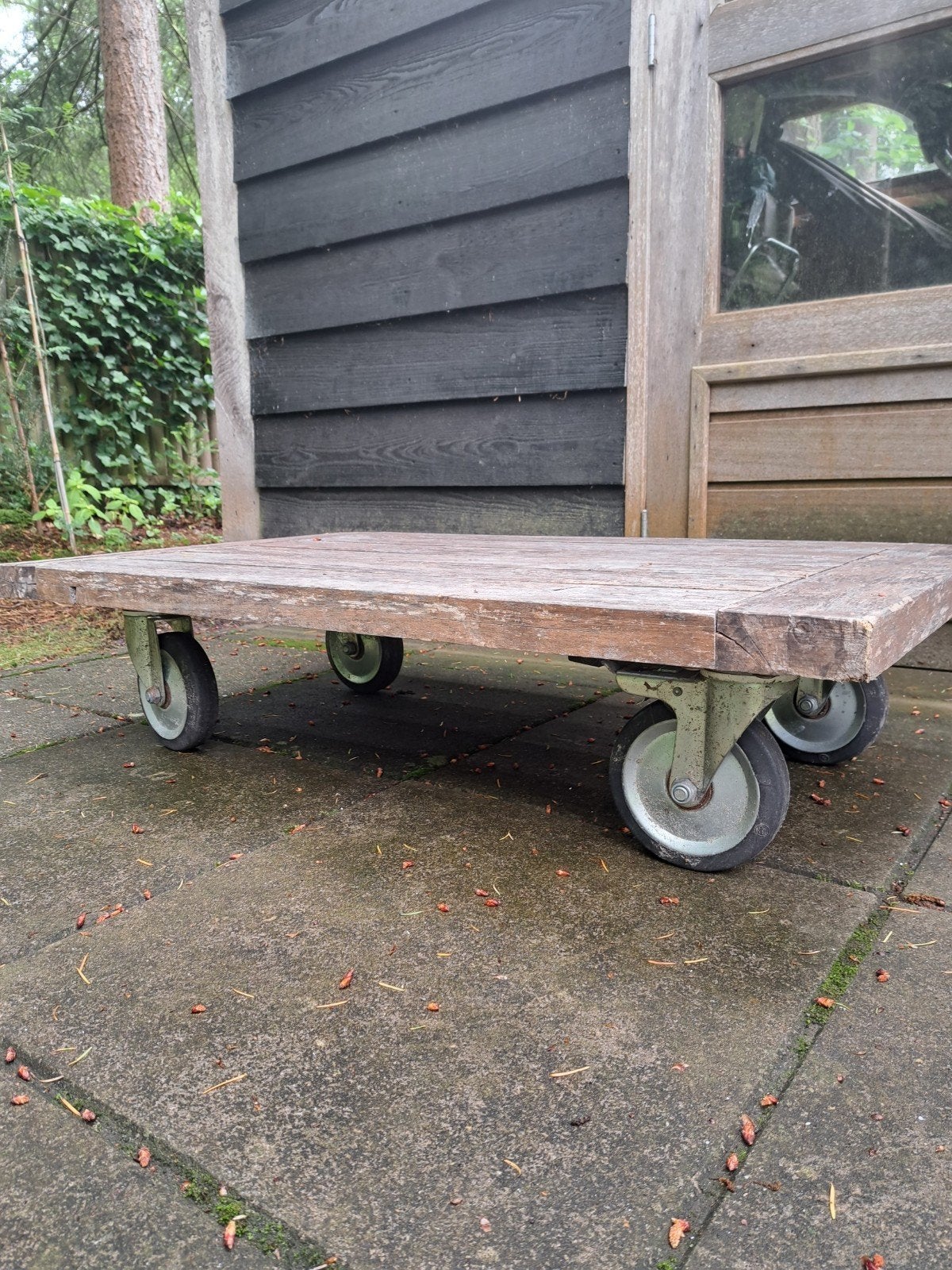 Degelijke houten tafel op wielen met rem, 100x60 cm, Ophalen, Gebruikt, 100 tot 150 cm, 50 tot 100 cm