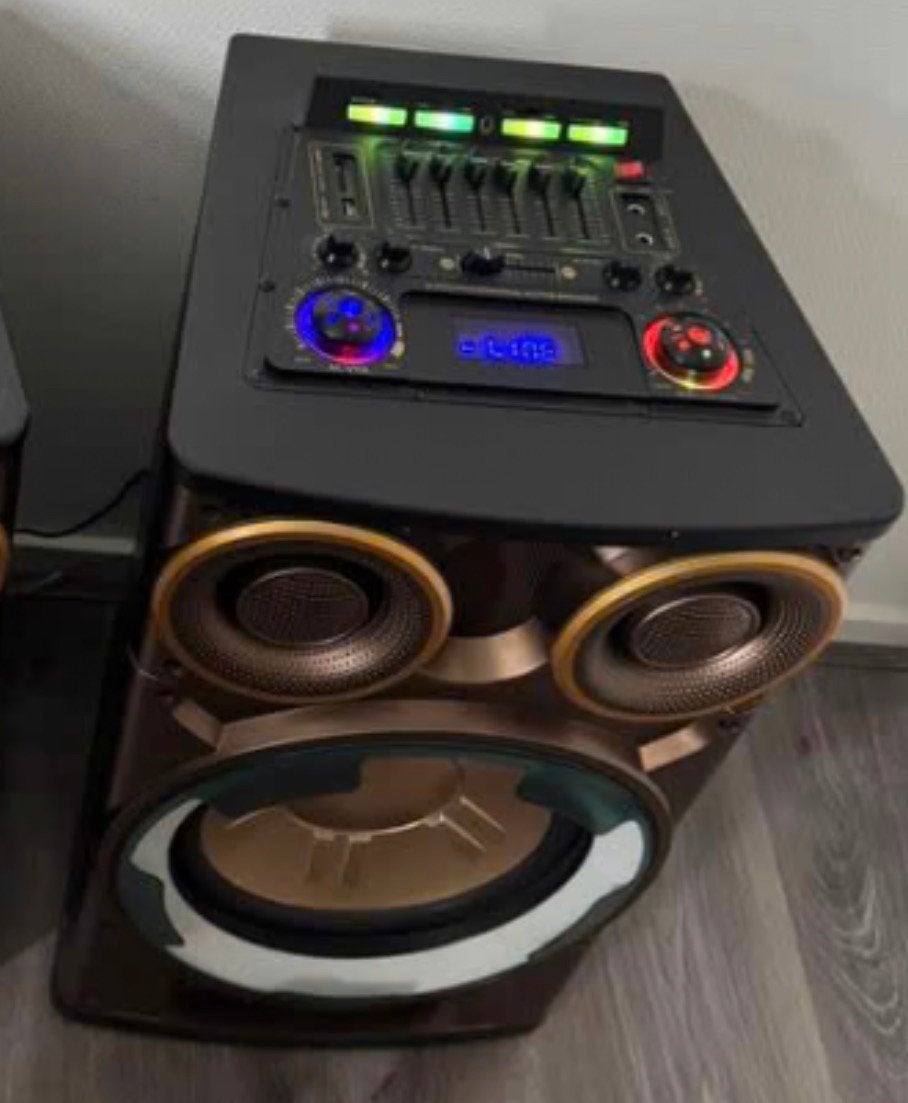 Echt een Super Speakerset met mengpaneel en Bluetooth, Zo goed als nieuw, 120 watt of meer, Front, Rear of Stereo speakers, Ophalen