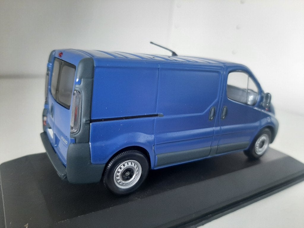 Opel vivaro blauw 1:43 Minichamps, Ophalen of Verzenden, Nieuw, Auto, MiniChamps