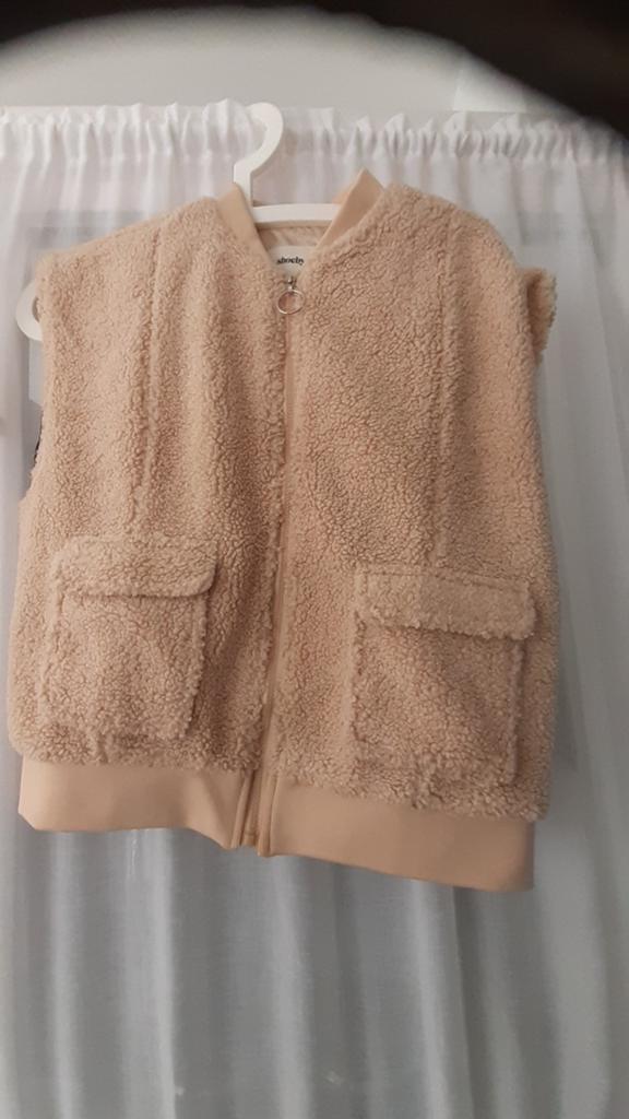 Soeby body warmer, Kleding | Dames, Bodywarmers, Beige, Ophalen of Verzenden, Zo goed als nieuw, Shoeby