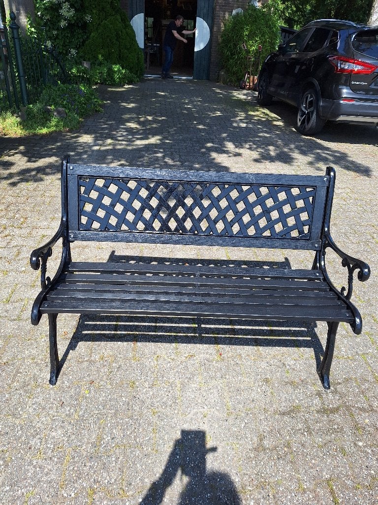 Tuinbank met Gietijzeren onderstel, Ophalen, Zo goed als nieuw, Metaal